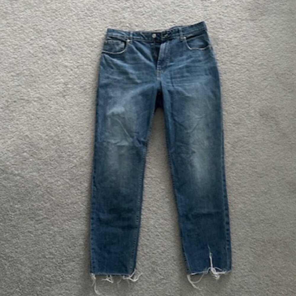 EVERLANE The Curvy Cheeky Jean Size 31